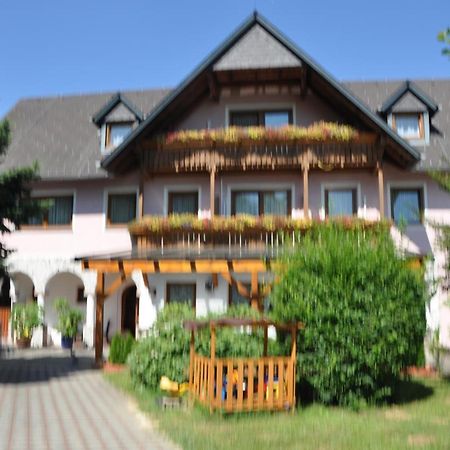 Hotel Arkadenhof Fürstenfeld Exteriör bild